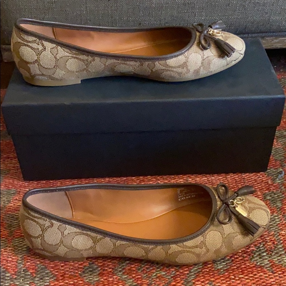 Coach Flats